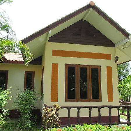 Happiness Resort Ban Khlong Haeng Esterno foto