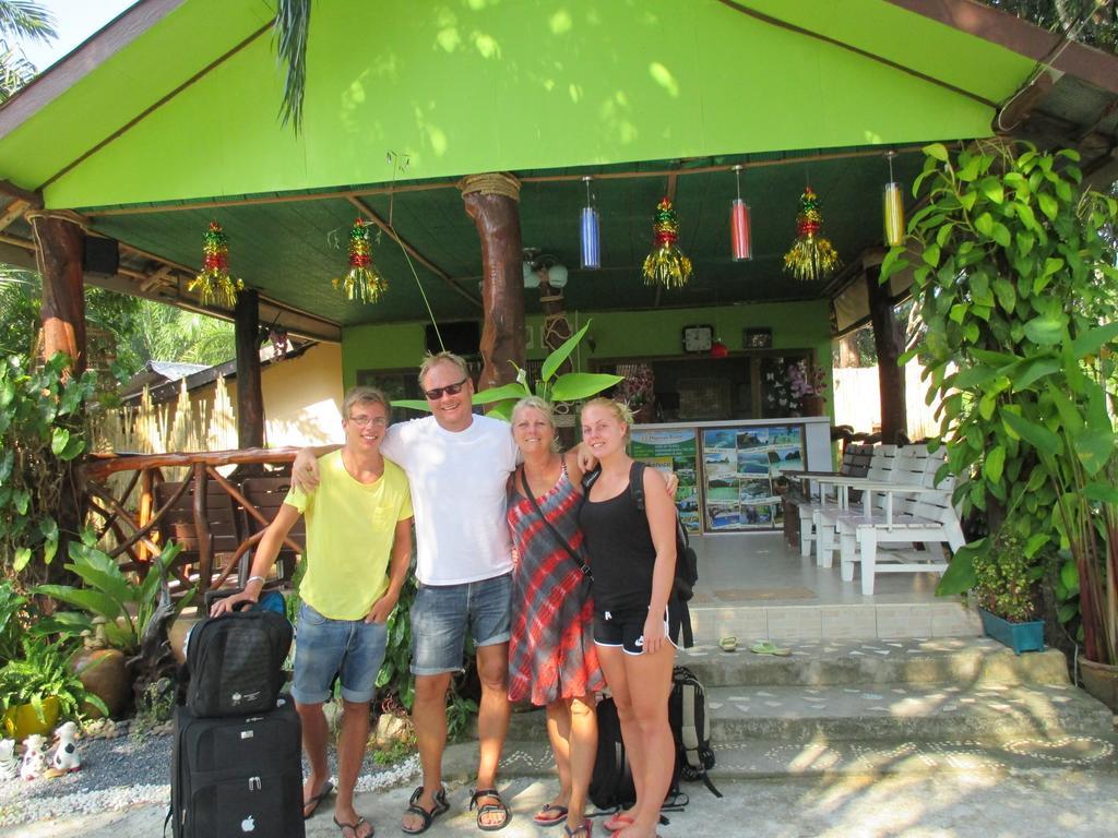 Happiness Resort Ban Khlong Haeng Esterno foto